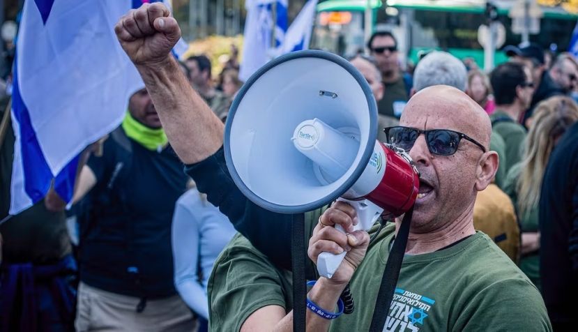 A member of Israel’s military reserves takes part in a protest on March 16, 2023 in Bnei Brak, a city east of Tel Aviv. Photo by Eyal Warshavsky/SOPA Images/LightRocket via Getty Images