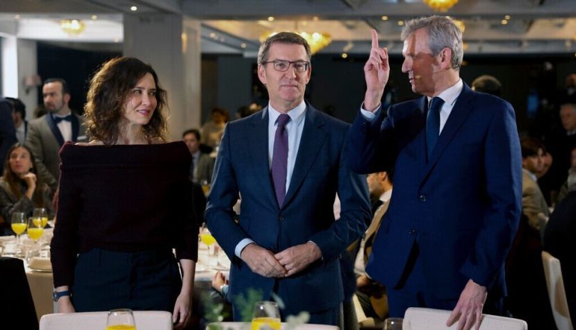 El PP gallego y Yasmina Reza recelan del plástico