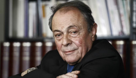 El ex primer ministro francés Michel Rocard en París, 22 de diciembre de 2010. Joël Saget/AFP