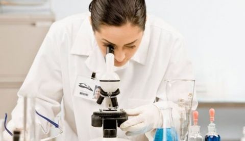 Esteban (CNB): "España debe seguir investigando vacunas para virus y cáncer"