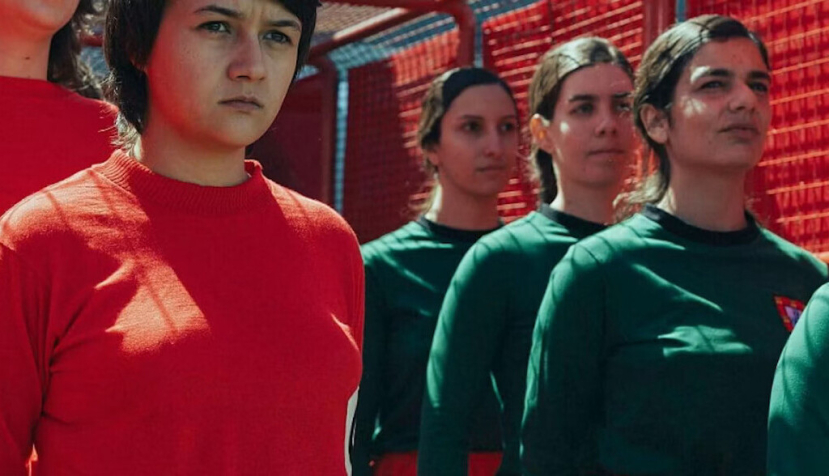 El cine evoca a las “pioneras” del fútbol femenino español, que sigue en lucha por la igualdad real