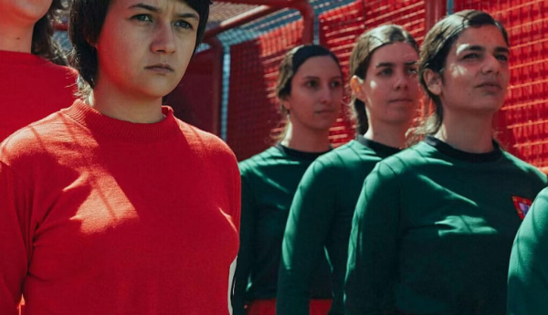 El cine evoca a las “pioneras” del fútbol femenino español, que sigue en lucha por la igualdad real