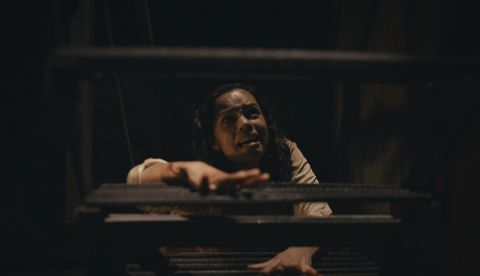Zach Cregger dinamita las barreras del cine de terror con "Barbarian"