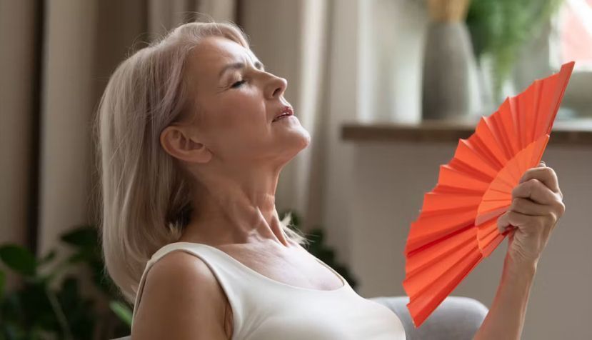 Sofocos durante la menopausia: por qué se producen y cómo pueden combatirse