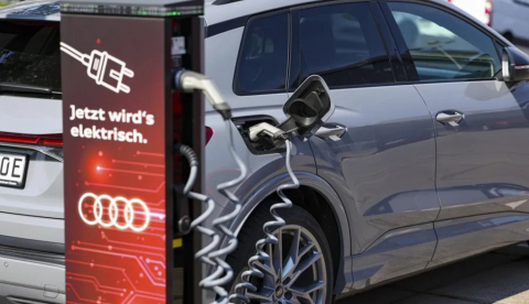 La Alianza por la Competitividad de la Industria Española propone cinco medidas para abaratar hasta un 30% el coste eléctrico industrial