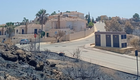 Pedanía de Bédar (Almería) tras el incendio del 9 de julio. Urci dream/Wikimedia Commons, CC BY-SA