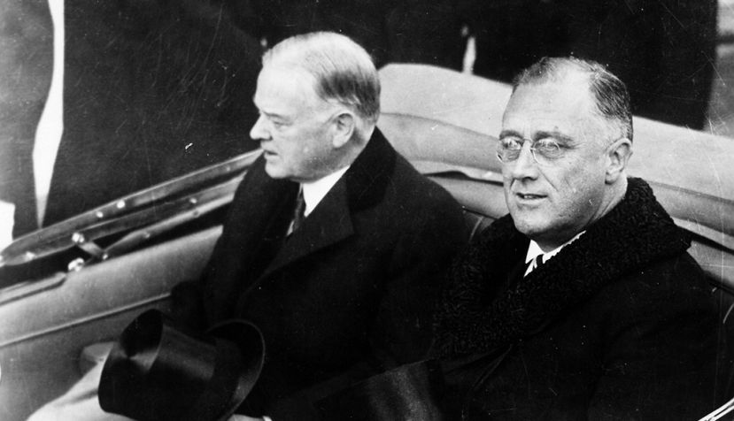 Roosevelt y el saliente presidente Hoover el 4 de marzo de 1933. / Wikipedia