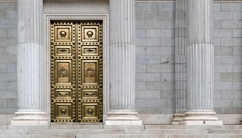 Comisión de secretos: silencios y coalición de debilidades
