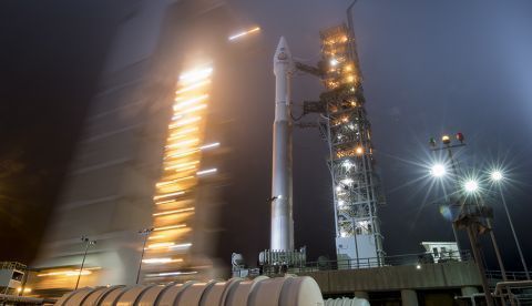 La NASA, un paso más cerca de conocer las entrañas del vecino planeta Marte / EFE