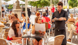  Alex Segre/Shutterstock