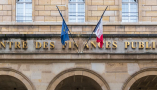 Entre 1995 et 2025, le poids du salaire des agents publics par rapport au PIB a baissé de 3 points, tandis que les dépenses de transferts ont pris davantage d’importance. StudioPhotoLoren/Shutterstock