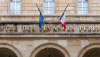 Entre 1995 et 2025, le poids du salaire des agents publics par rapport au PIB a baissé de 3 points, tandis que les dépenses de transferts ont pris davantage d’importance. StudioPhotoLoren/Shutterstock