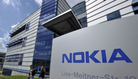 Nokia España ha estrenado un nuevo método de compresión ultrarrápida de imágenes de vídeo que reduce la latencia incluso a menos de un milisegundo, que ha sido realizado mediante saltos logarítmicos (inteligencia sintética) y que lo ofrecerá en código abierto (con uso gratuito por otras empresas). EFE/Archivo