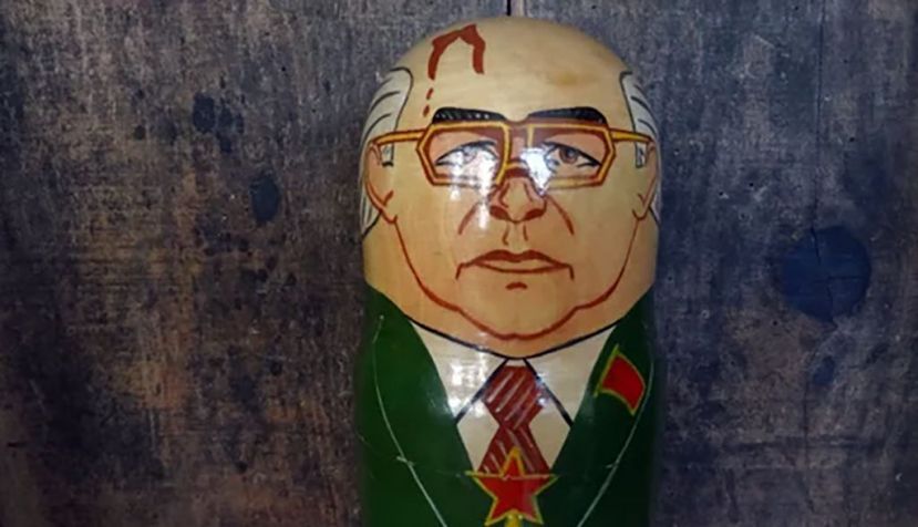 La doble despedida de Gorbachov: héroe y traidor