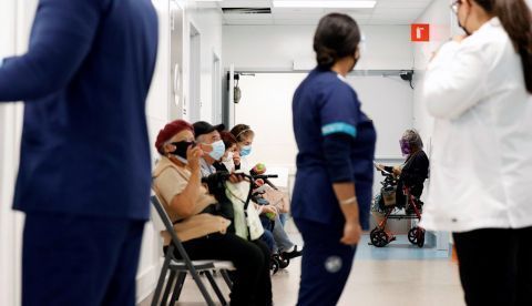 EE.UU. acumula 514.320 muertes y 28.659.234 contagios por covid-19