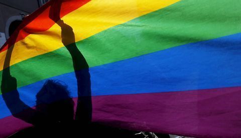 Francia prohíbe las terapias de conversión de homosexuales