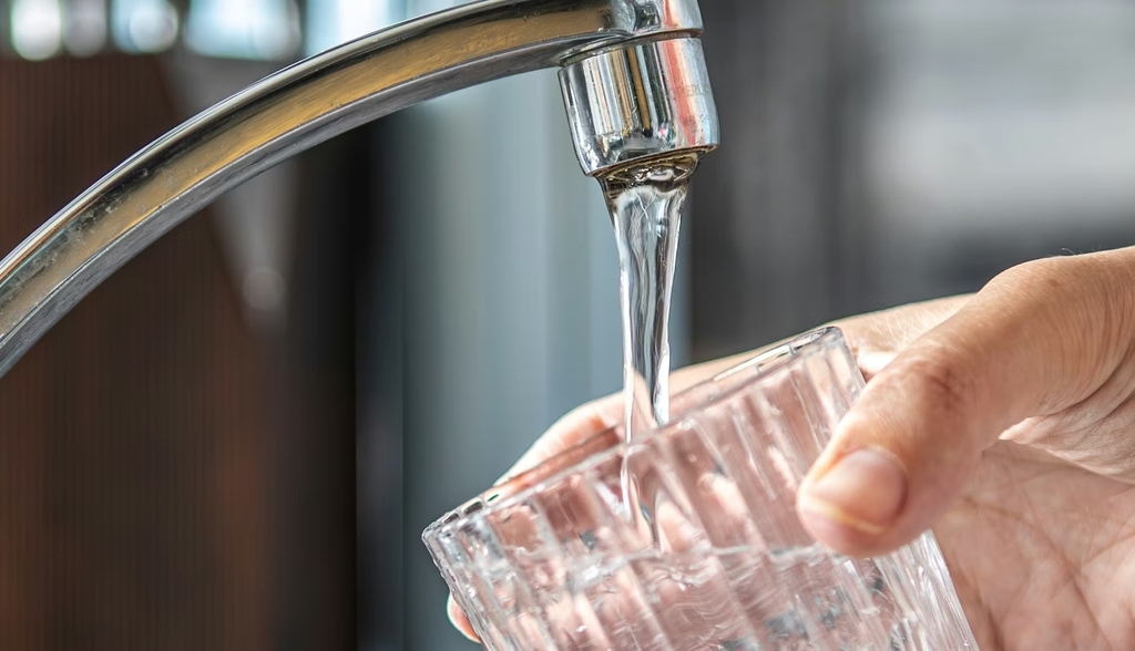 Desinfectar el agua en depuradoras es vital, pero puede crear productos perjudiciales