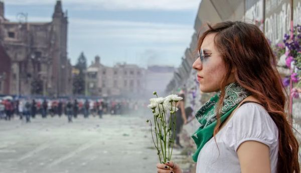 ¿Qué son las terapias narrativas y cómo combaten la espiral de violencia que padecen los jóvenes mexicanos?