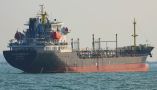 El bloqueo estadounidense del estrecho de Ormuz tiene como objetivo interrumpir las exportaciones de petróleo de Irán y castigar a cualquier barco que pague un peaje por transitar por la vía marítima. somkanae sawatdinak/Shutterstock