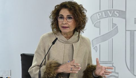 La vicepresidenta primera y ministra de Hacienda, María Jesús Montero, durante la rueda de prensa posterior al Consejo de Ministros. | Pool Moncloa / José Manuel Álvarez