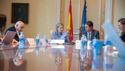 La ministra de Educación, Formación Profesional y Deportes, Milagros Tolón, durante la reunión de la Comisión Permanente del Observatorio Estatal de la Convivencia Escolar. / © lamoncloa.gob.es. Ministerio de la Presidencia.