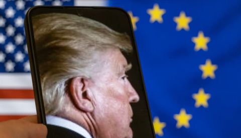 El desprecio de Trump por la UE y sus numerosos ataques contra ella ya han provocado diversas respuestas del Viejo Continente. Daily_creativity/Shutterstock