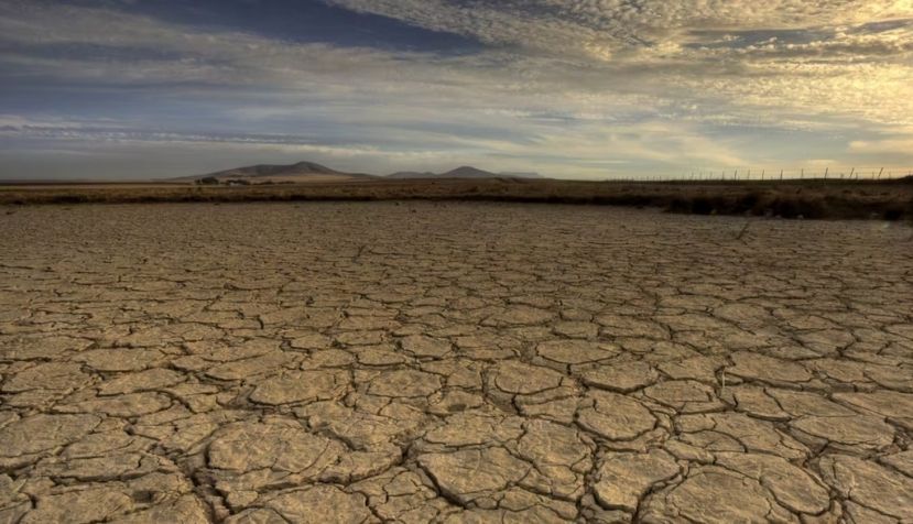 Lo que antes era una presa agrícola en Sudáfrica es ahora tierra reseca. Getty Images