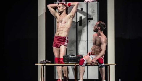 Arriba a l'OfffLaVillarroel Un poyo rojo, una explosiva combinació de comèdia física i dansa