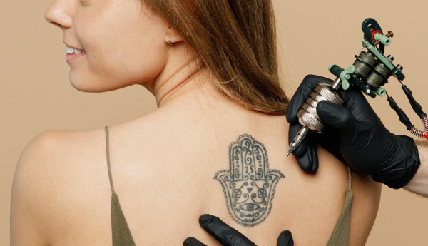 Tatuajes, toxinas y sistema inmunitario: qué conviene tener en cuenta antes de tatuarnos