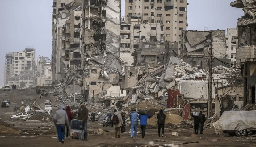 Les textes religieux sont encore mobilisés pour justifier des guerres contemporaines, comme celle menée par Israël dans la bande de Gaza depuis les attentats du 7 octobre 2023. Mais que disent vraiment la Bible, le Coran et la Torah de la guerre ? Mohammed Saber/EPA/AAP