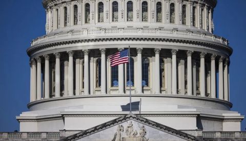 Estados Unidos, al borde de un riesgo “alto” de retroceso democrático en el primer índice que mide este concepto